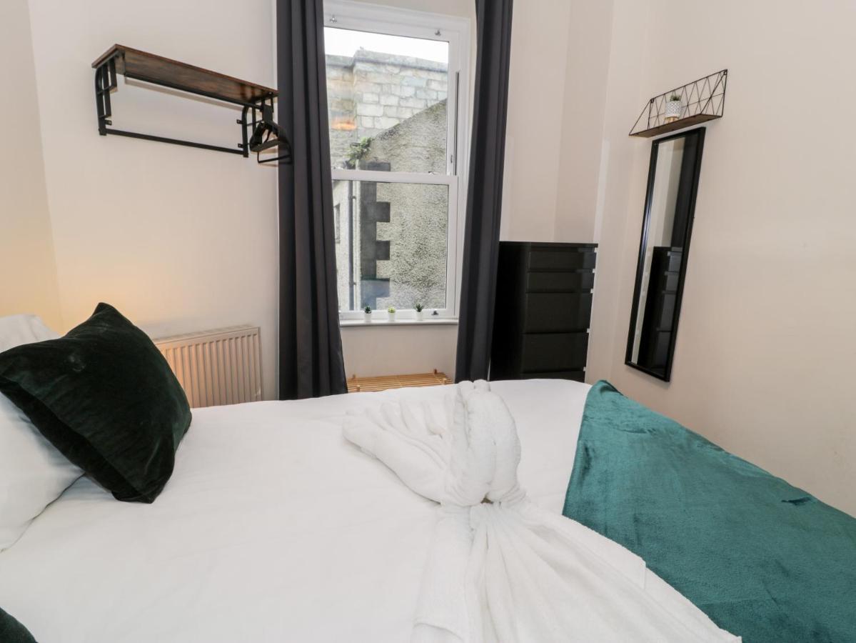 Emerald Suite Бармут Экстерьер фото